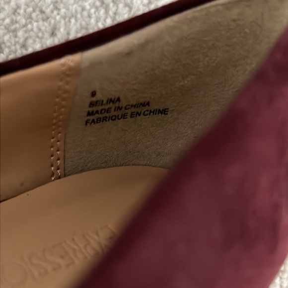 Block heel Shoe. Size 9. - Picture 6 of 6